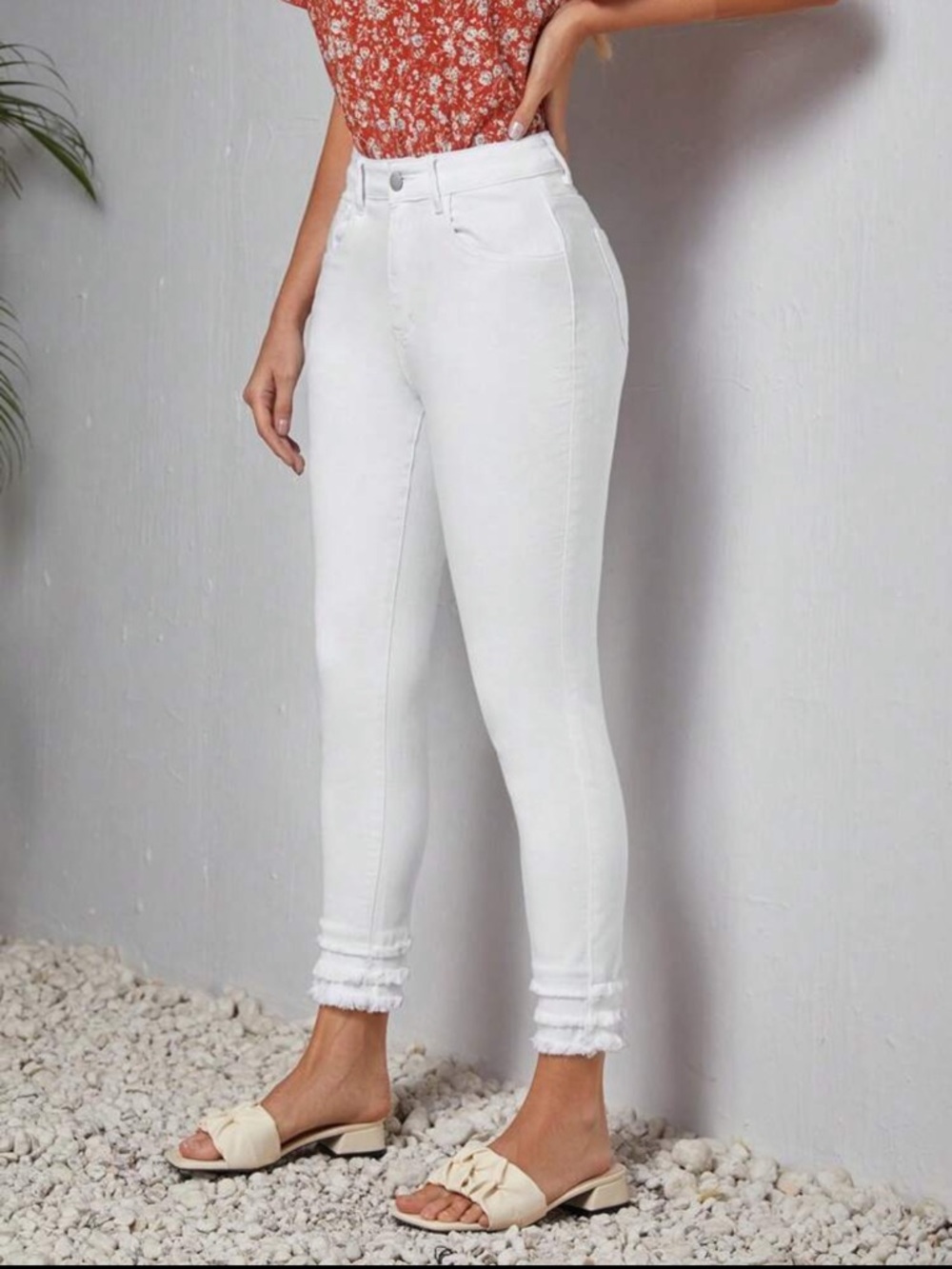 SHEIN White High-Waist Ankle Jeans with Frayed Triple-Hem